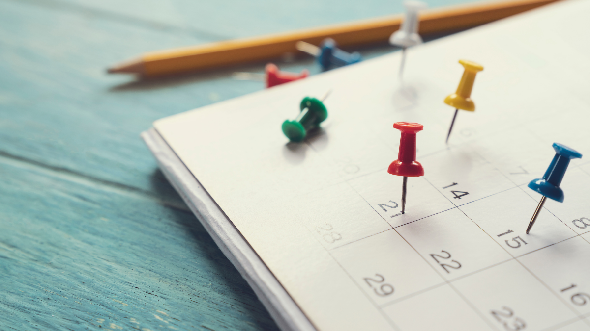 Push pins in calendar Push pins in calendar